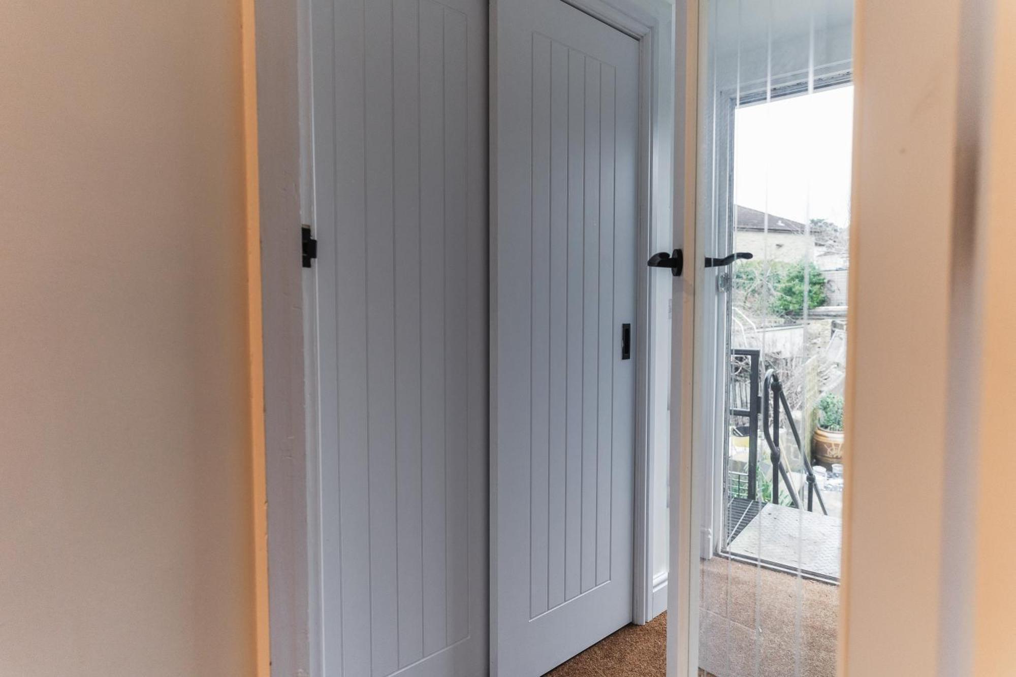 Feature Stone, Stunning Apartment, 2 X King Beds And Single, Sleeps 5 Castle Cary Exterior foto